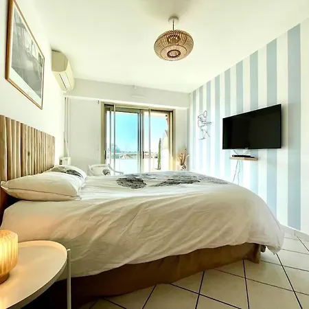Magnifique 2p Vue Terrasse Parking Apartment