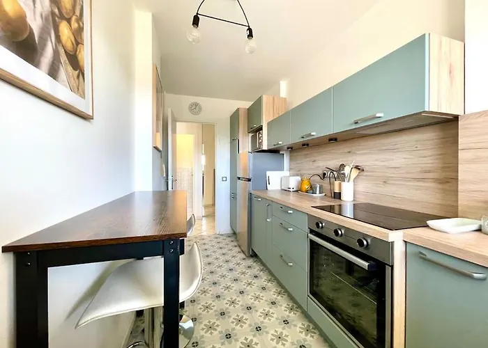 Magnifique 2p Vue Terrasse Parking * Жюан-ле-Пен